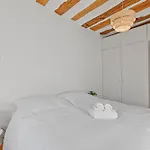 Apartament Elegant Dans Le Chateau Des Vidomnes