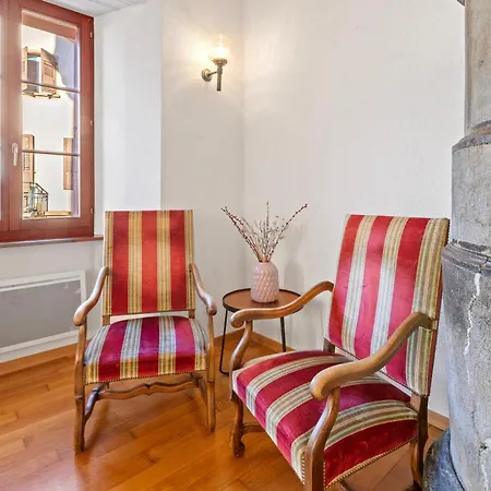 Lägenhet Elegant Dans Le Chateau Des Vidomnes *