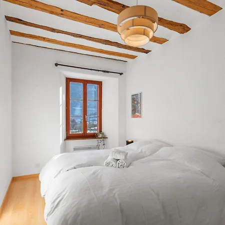 Elegant Dans Le Chateau Des Vidomnes Lejlighed Sierre